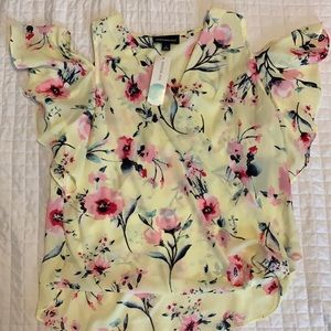 Small Fortune and Ivy allegro cold shoulder blouse